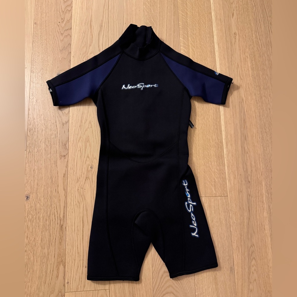 NeoSport Kids Swim Rashguard - Black and Blue
